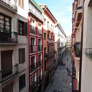 Casual Serantes Guest house